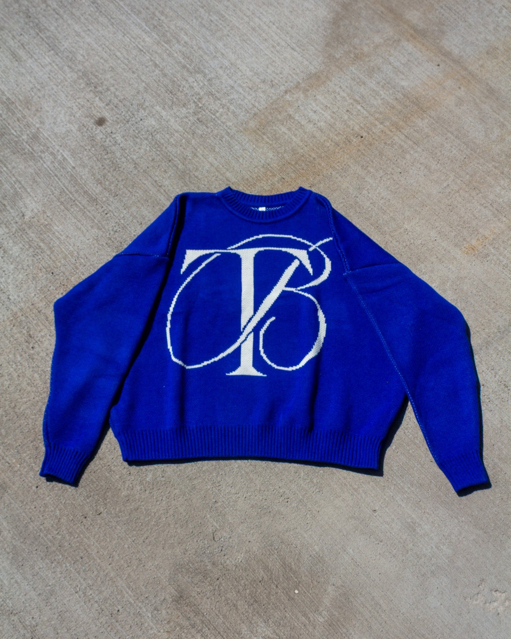 SWEATER BLUE “TB”