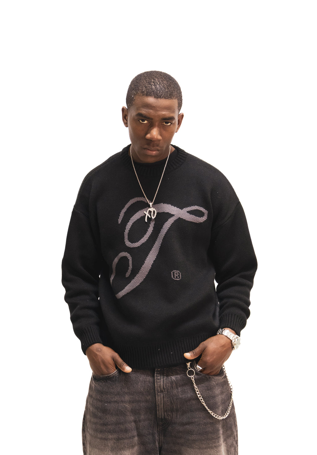 BLACK SWEATER T
