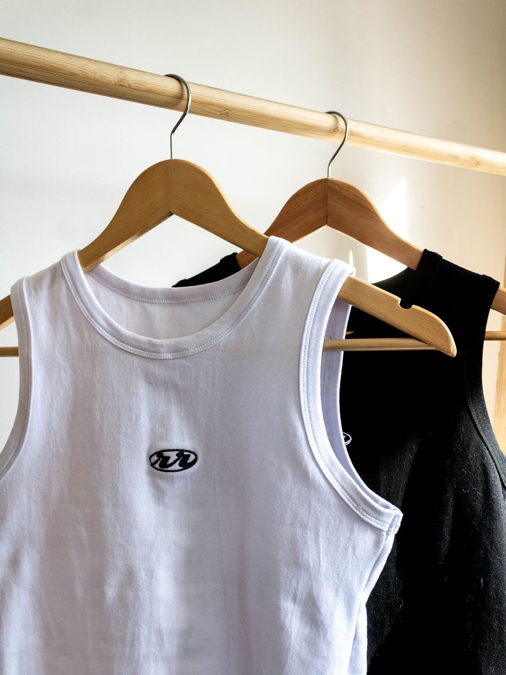 W TANK TOP WHITE